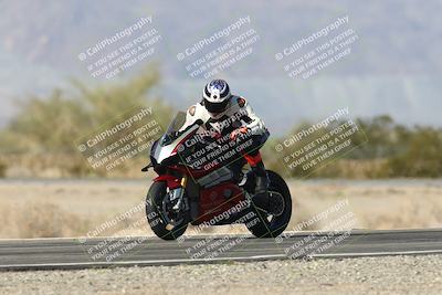 media/Dec-01-2025-Moto Forza (Mon) [[2daa91e15f]]/1-Advanced Group/Session 3 Turn 3 Exit Bump Pans/